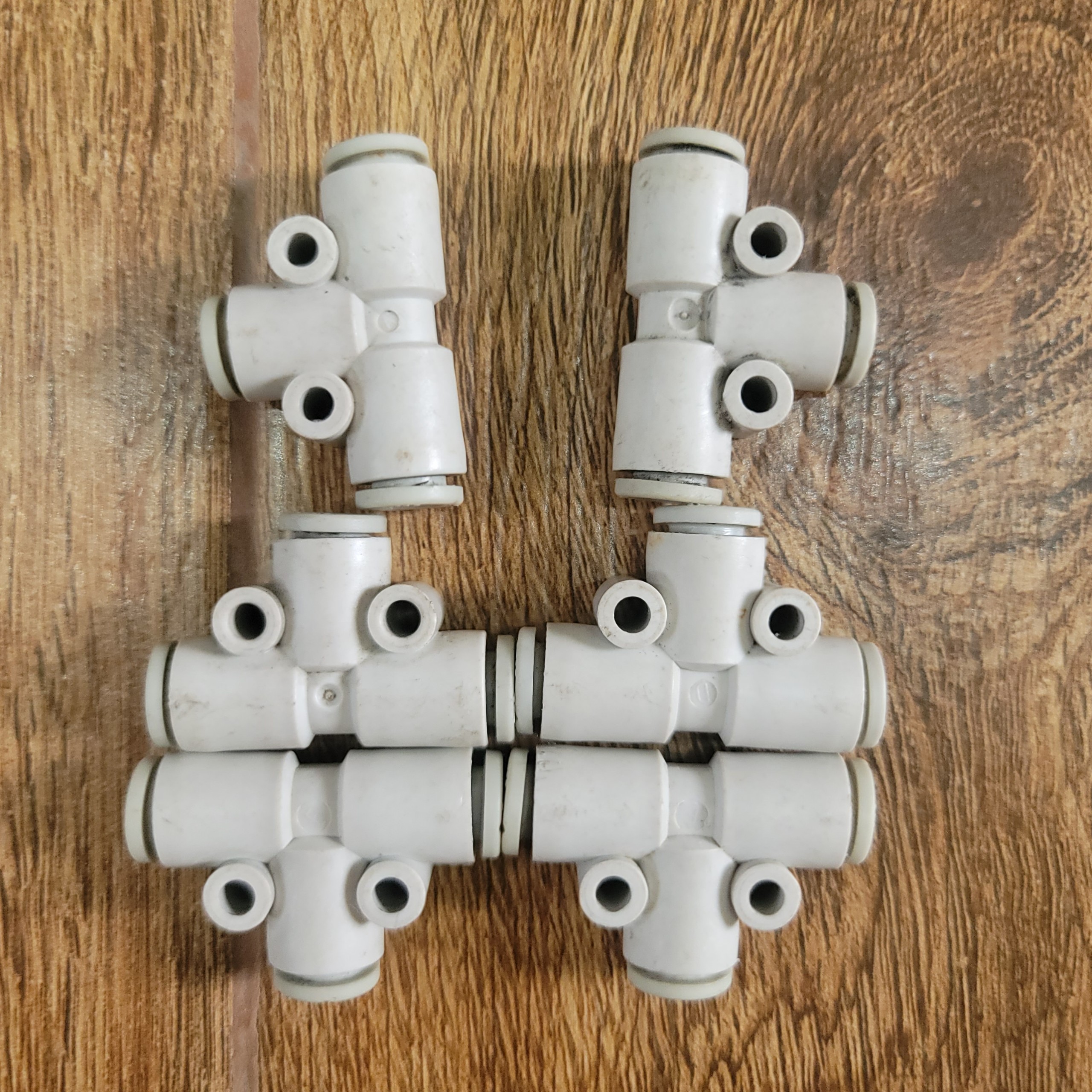 đầu chia T (2).jpg